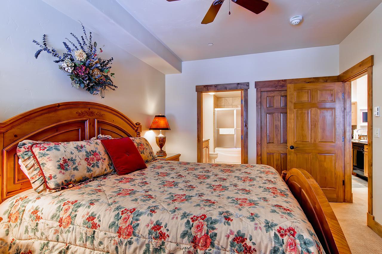 Trappeurs Crossing Resort By Steamboat Resorts - thumb 13