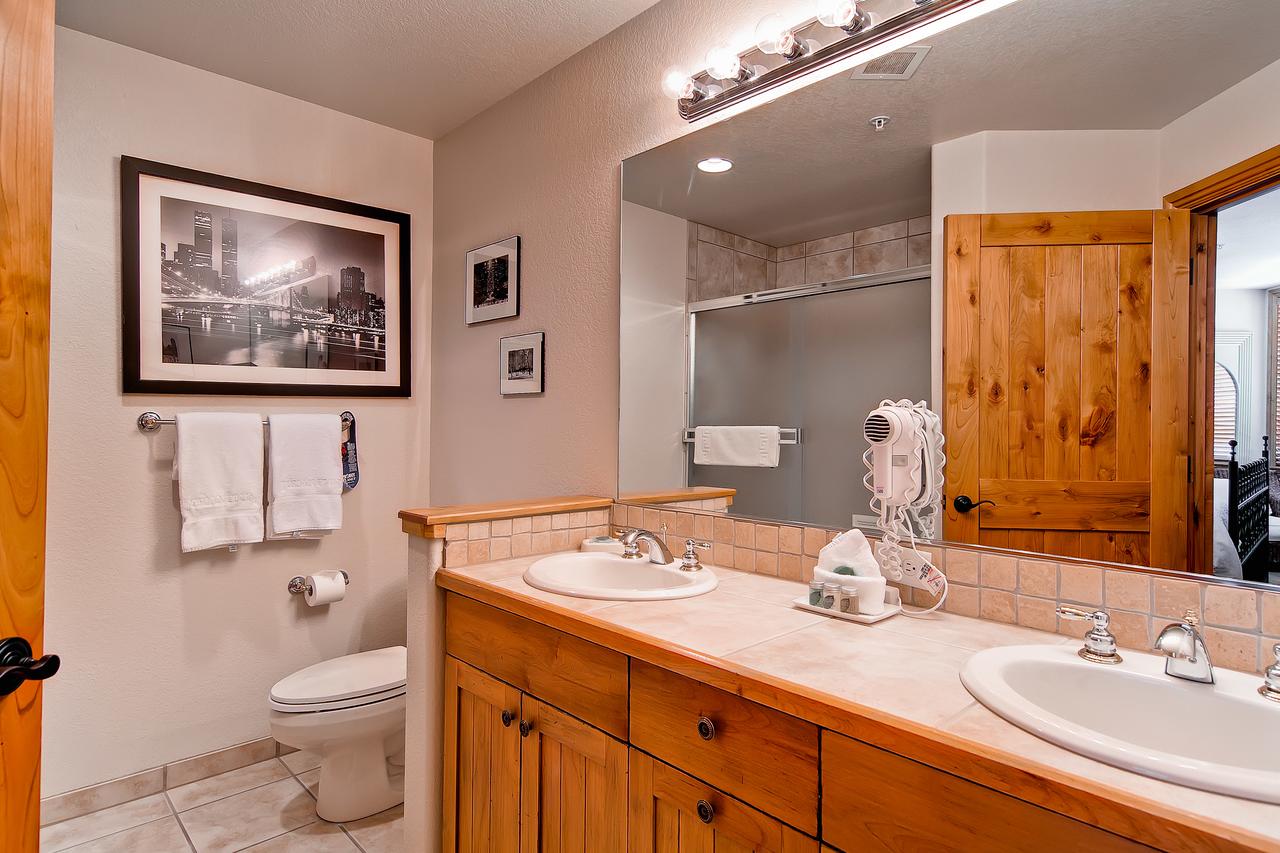 Torian Plum Condominiums By Steamboat Resorts - thumb 13