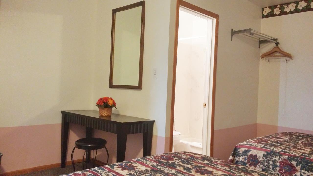 American Inn Motel Canon City - thumb 3