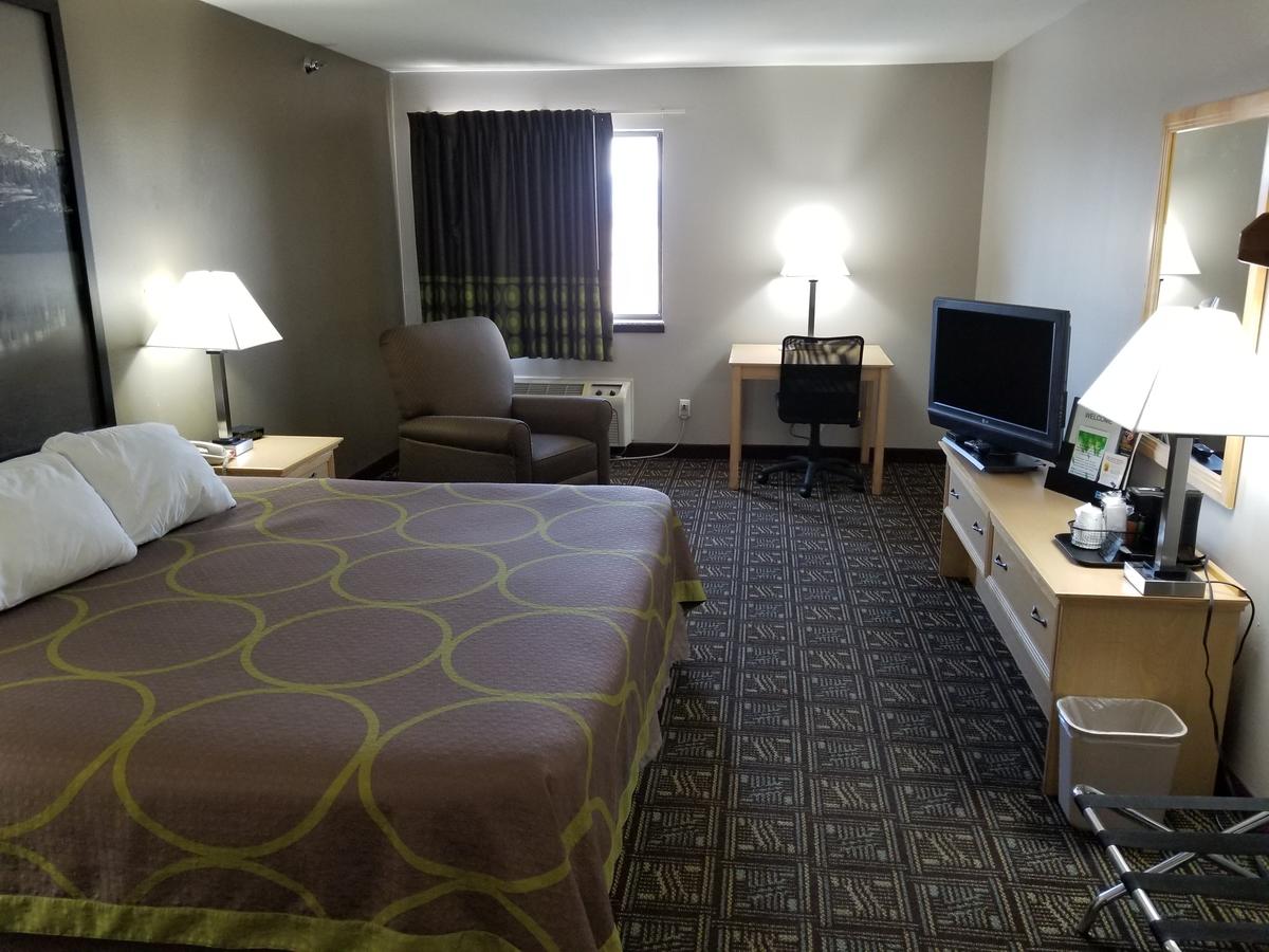 Super 8 By Wyndham Fort Collins - thumb 8