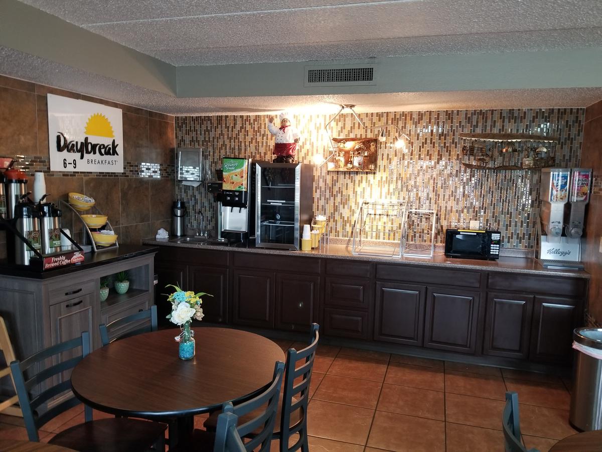 Days Inn By Wyndham Fort Collins - thumb 26