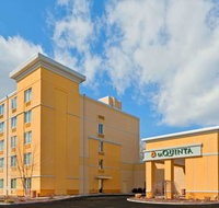 La Quinta by Wyndham Danbury - Orlando Tourists