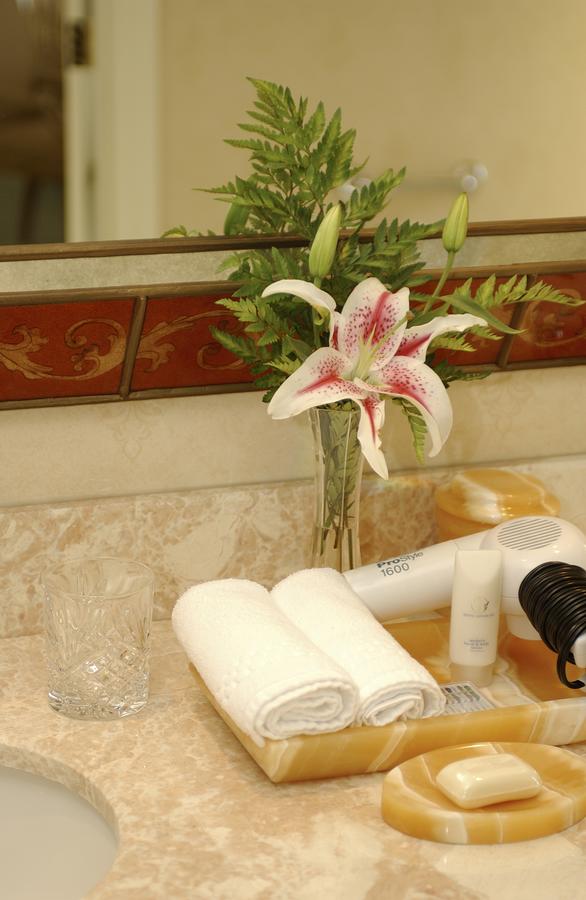 Delamar Greenwich Harbor - thumb 9