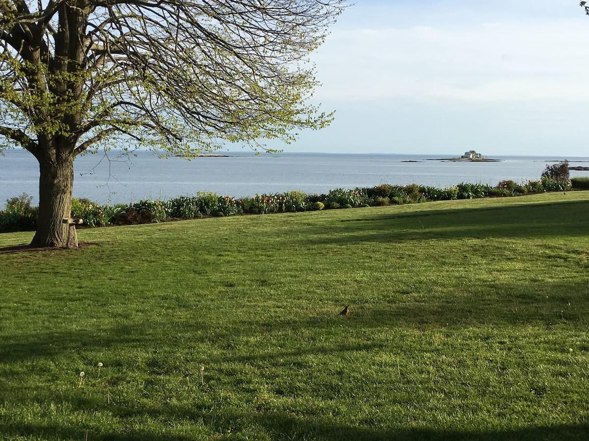 New Waterfront Home Private Beach Hot Tub+Tennis/Beach Club - thumb 31