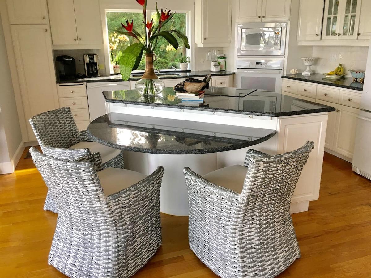 New Waterfront Home Private Beach Hot Tub+Tennis/Beach Club - thumb 13