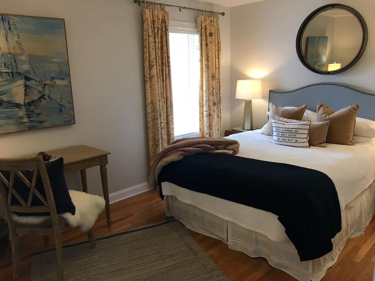 New Waterfront Home Private Beach Hot Tub+Tennis/Beach Club - thumb 28