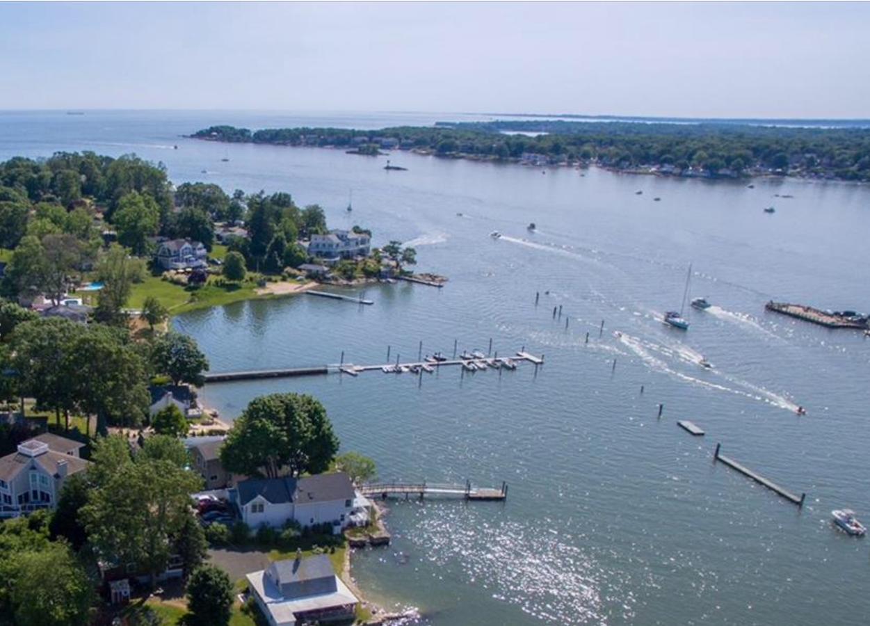 New Waterfront Home Private Beach Hot Tub+Tennis/Beach Club - thumb 7