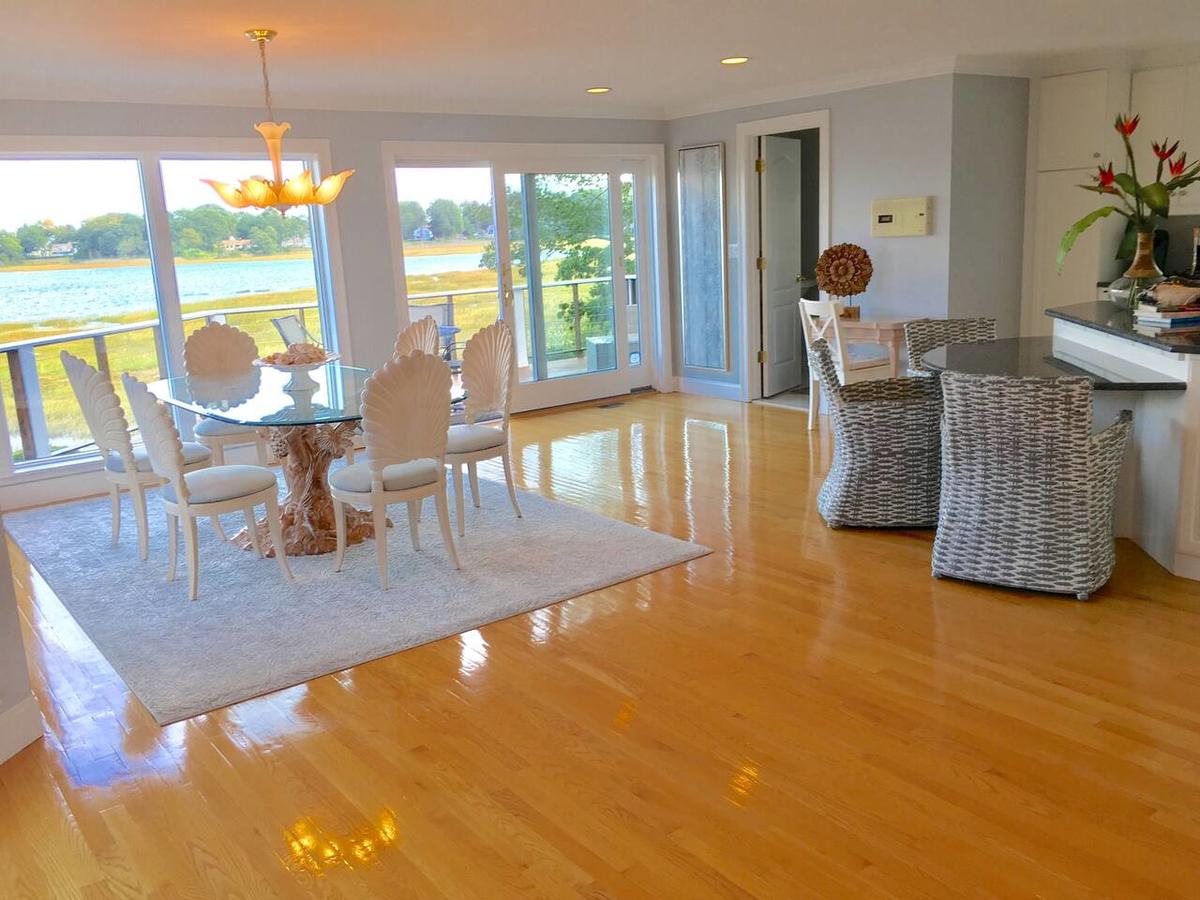 New Waterfront Home Private Beach Hot Tub+Tennis/Beach Club - thumb 23