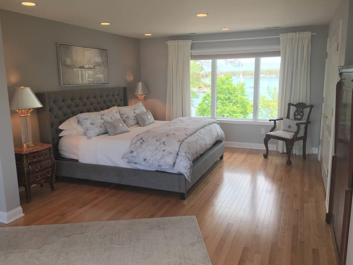 New Waterfront Home Private Beach Hot Tub+Tennis/Beach Club - thumb 17