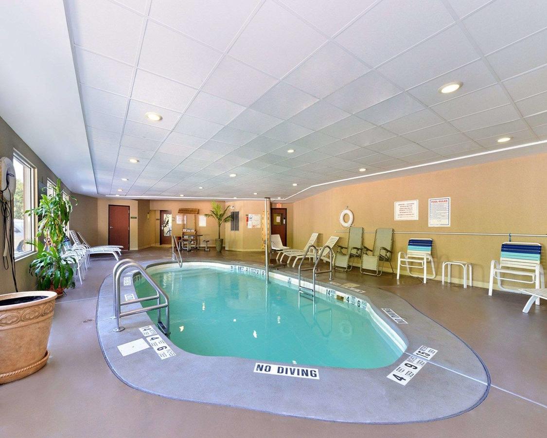 Quality Suites Stratford - thumb 30