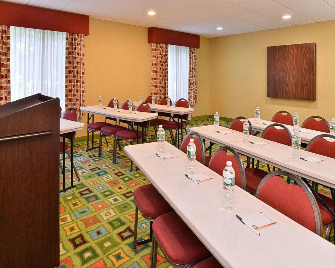 Quality Suites Stratford - thumb 28
