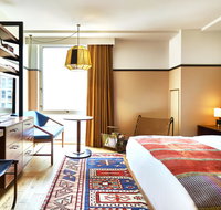 Eaton DC - Orlando Tourists