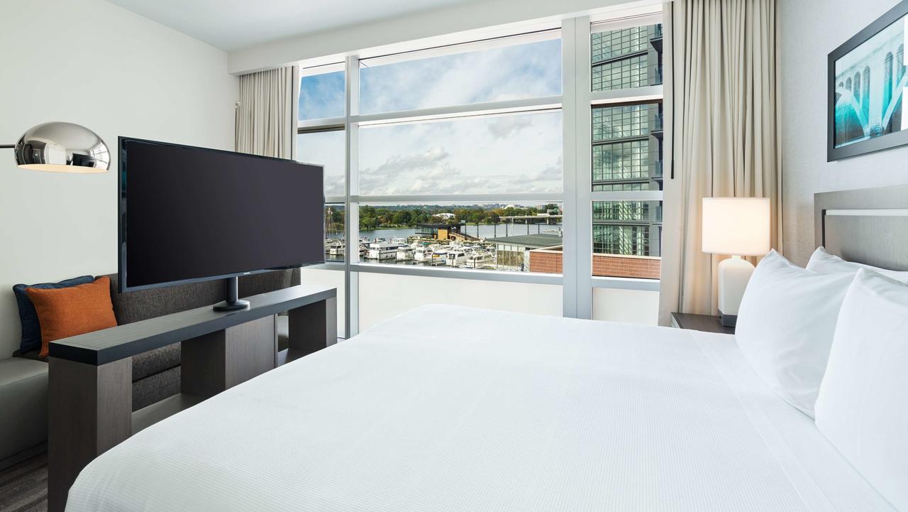 Hyatt House Washington DC/The Wharf - thumb 12