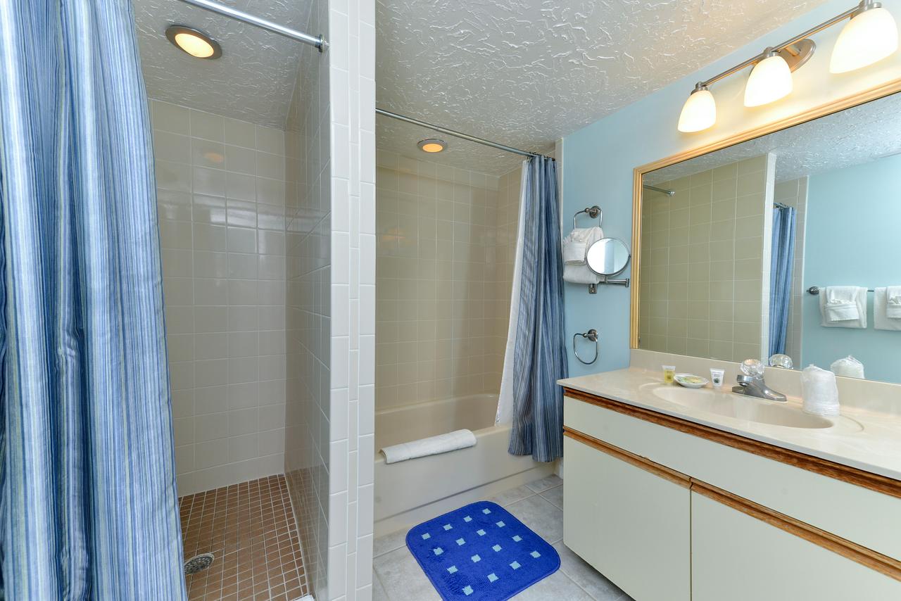 Royal Mansions Resort - thumb 19