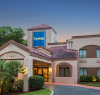 Travelodge by Wyndham Fort Myers Airport - Orlando Tourists