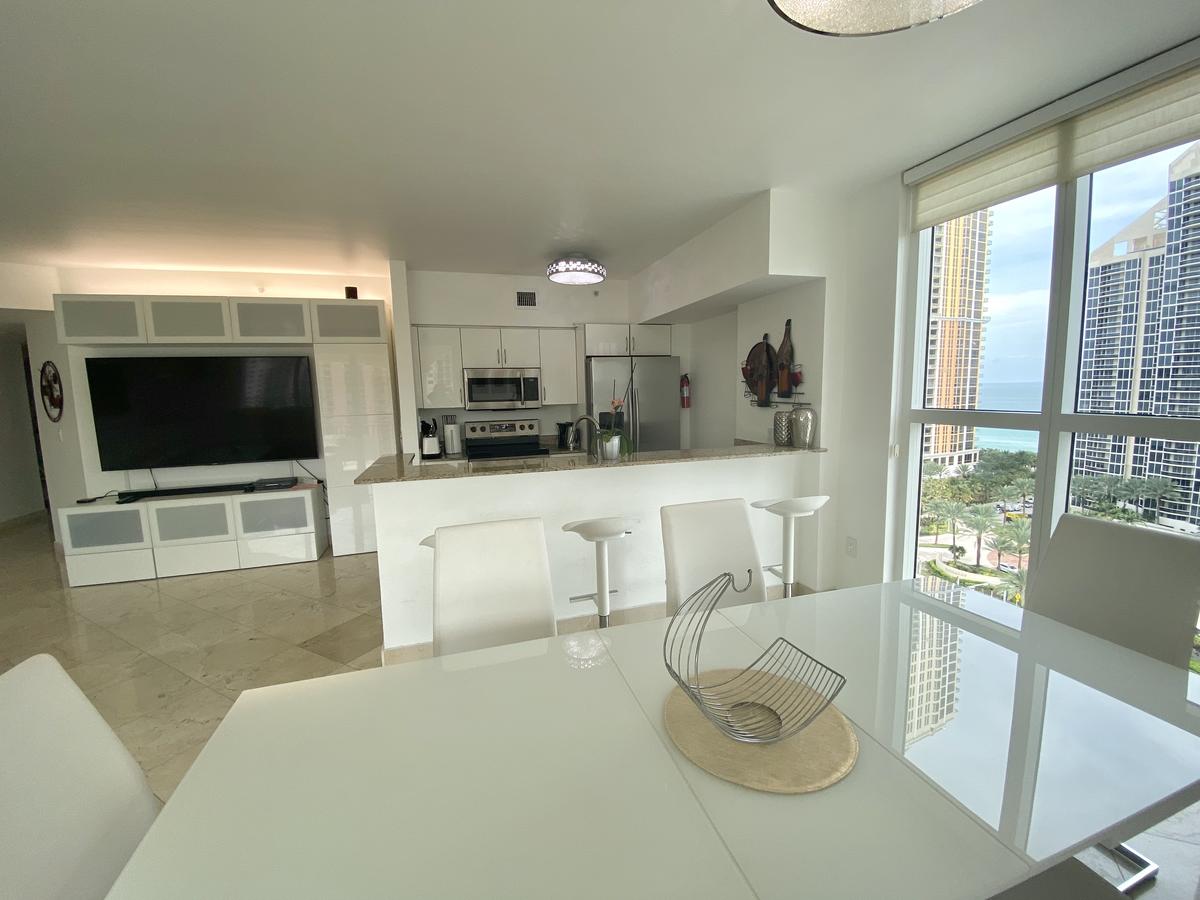 The King David Condos - thumb 2