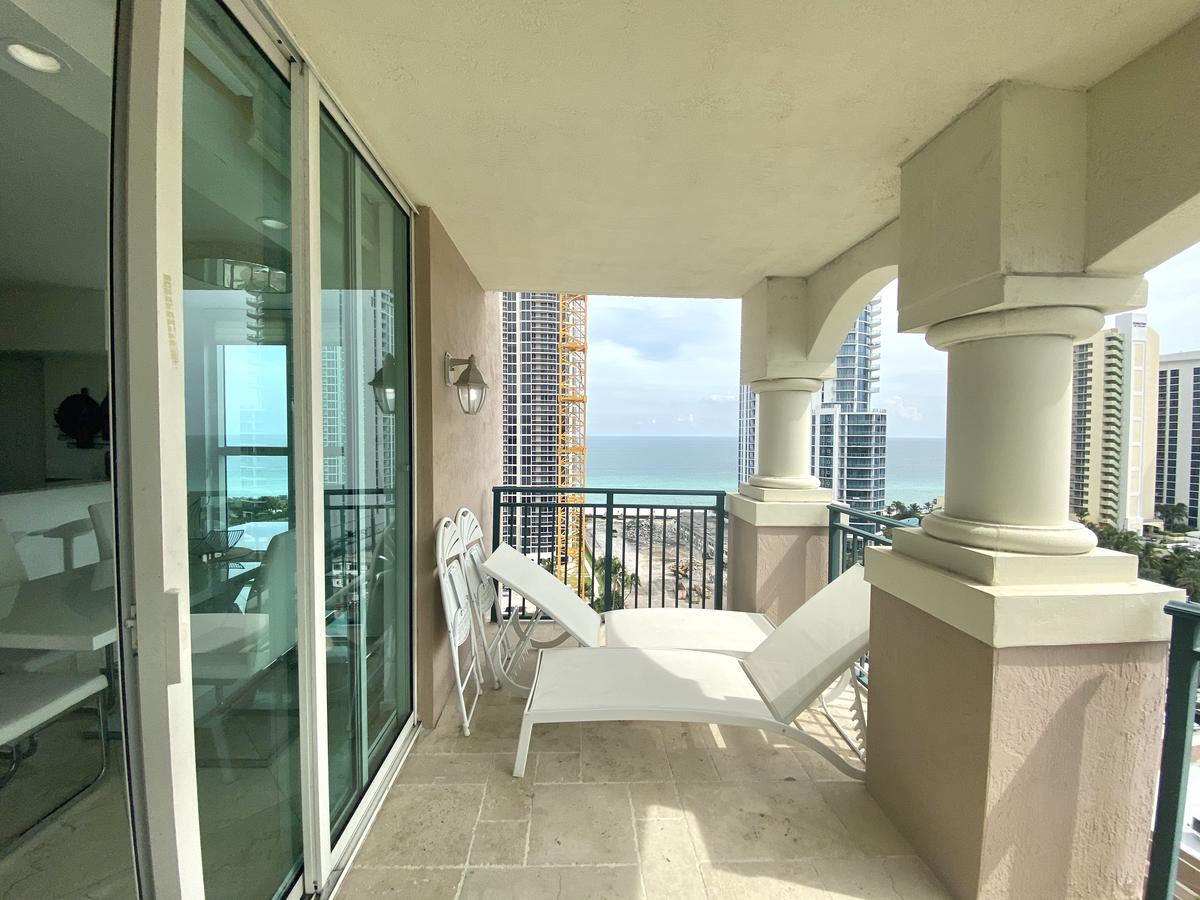 The King David Condos - thumb 4