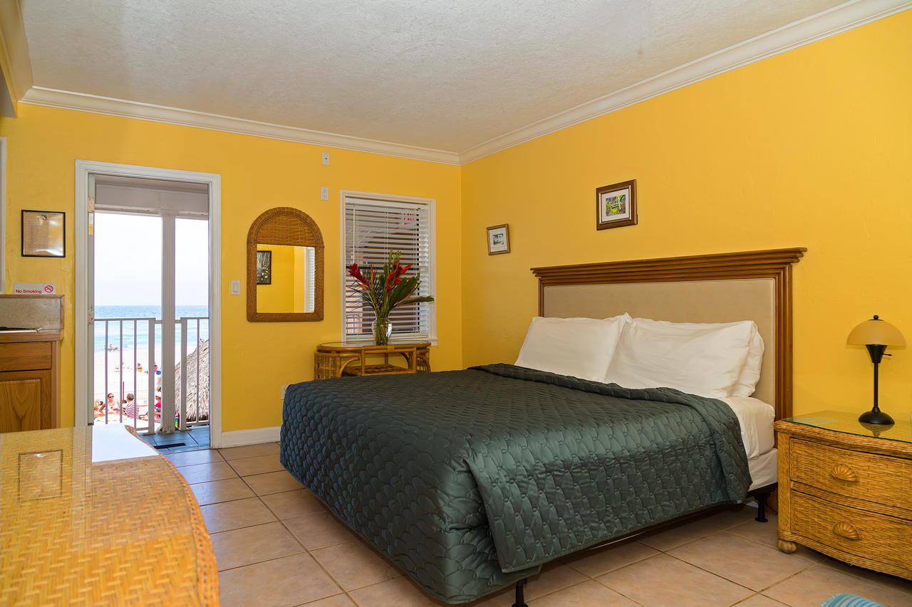 Riptide Oceanfront Hotel - thumb 20