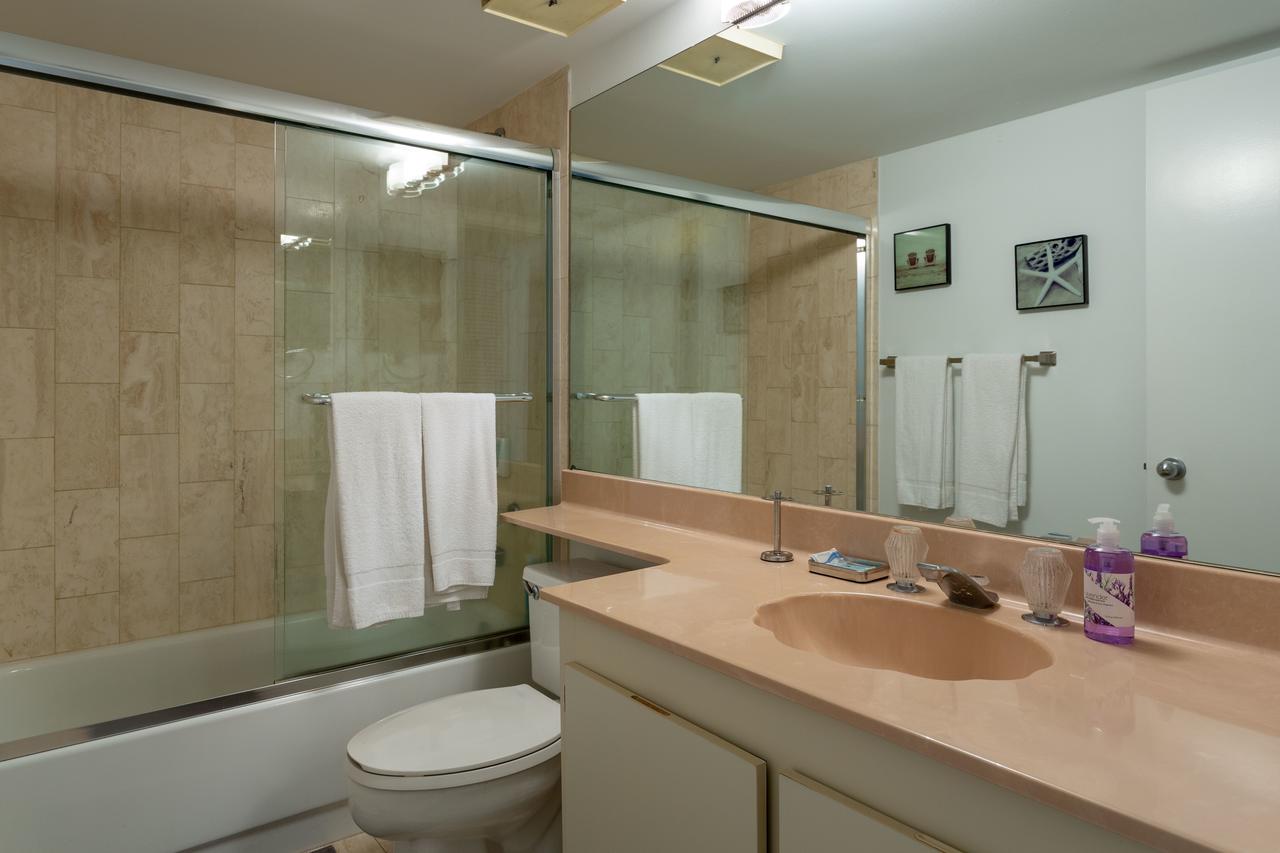 3 Bedroom Condo With Balcony View - thumb 19