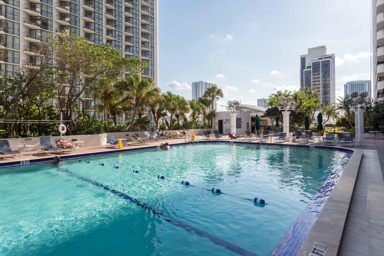 3 Bedroom Condo With Balcony View - thumb 28