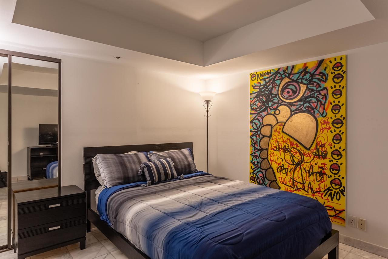3 Bedroom Condo With Balcony View - thumb 18