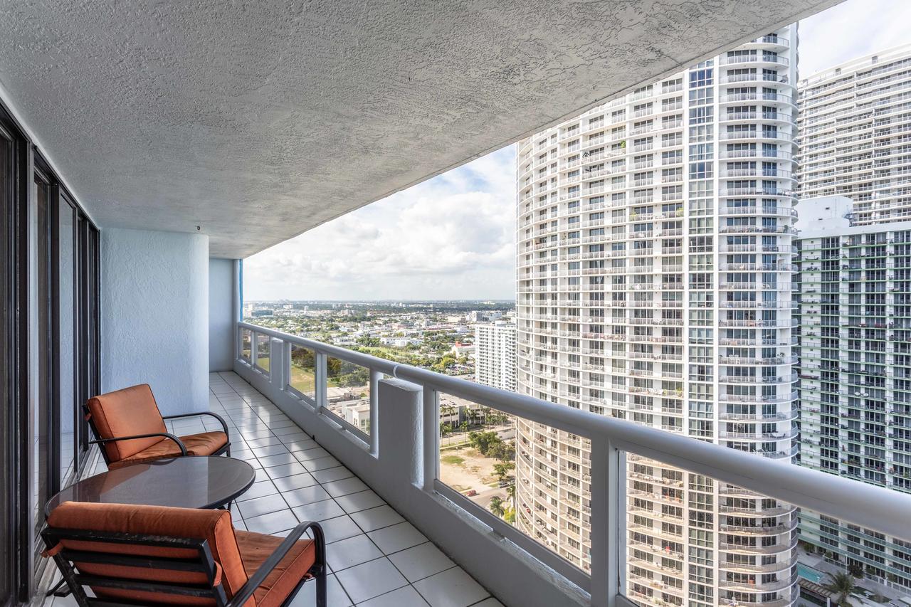 3 Bedroom Condo With Balcony View - thumb 21