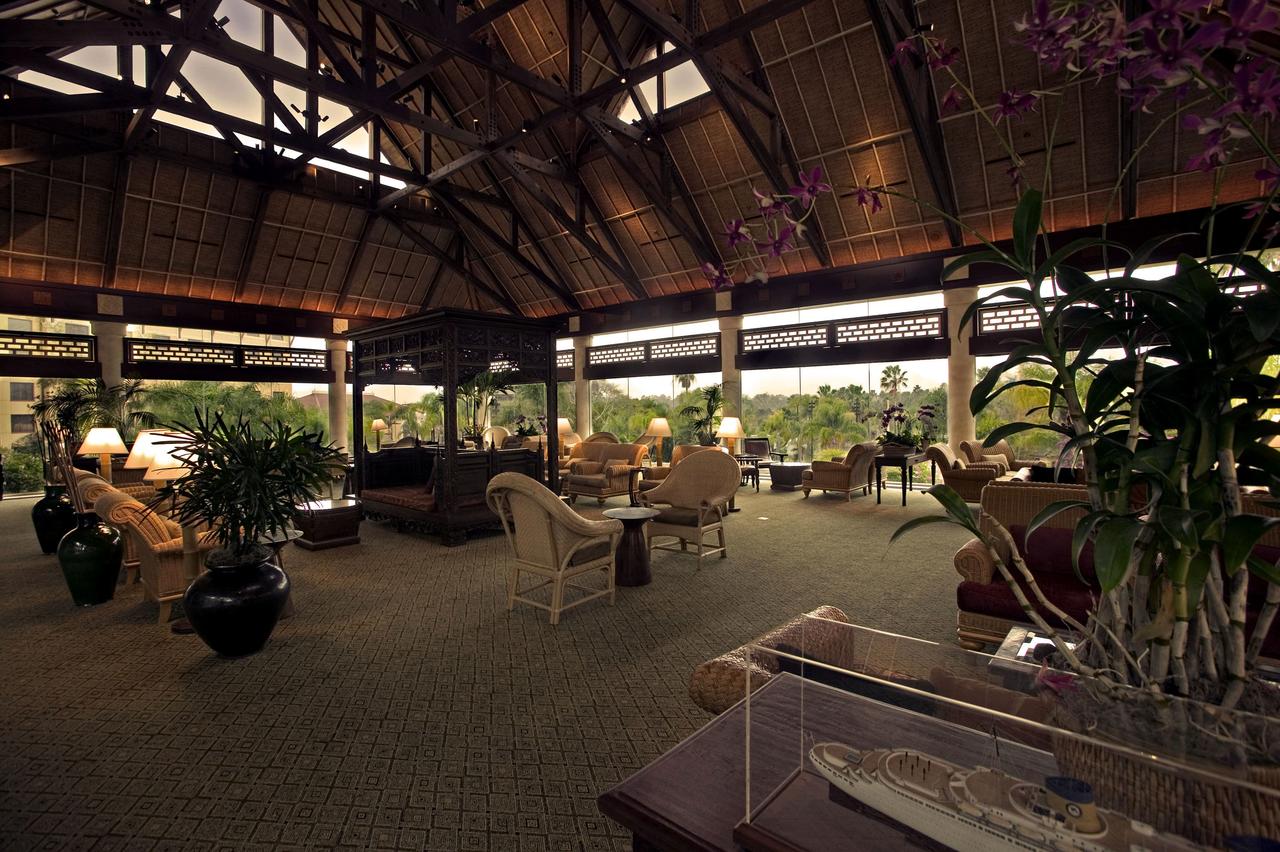 Universal's Loews Royal Pacific Resort - thumb 2