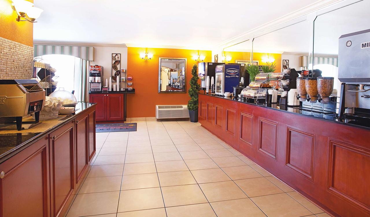 La Quinta Inn By Wyndham Orlando International Drive North - thumb 31