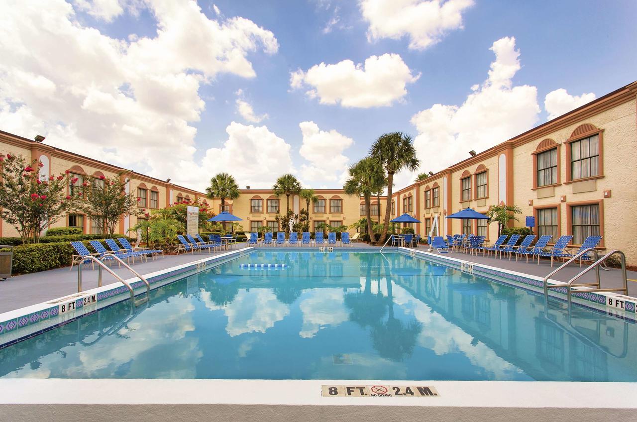 La Quinta Inn By Wyndham Orlando International Drive North - thumb 1