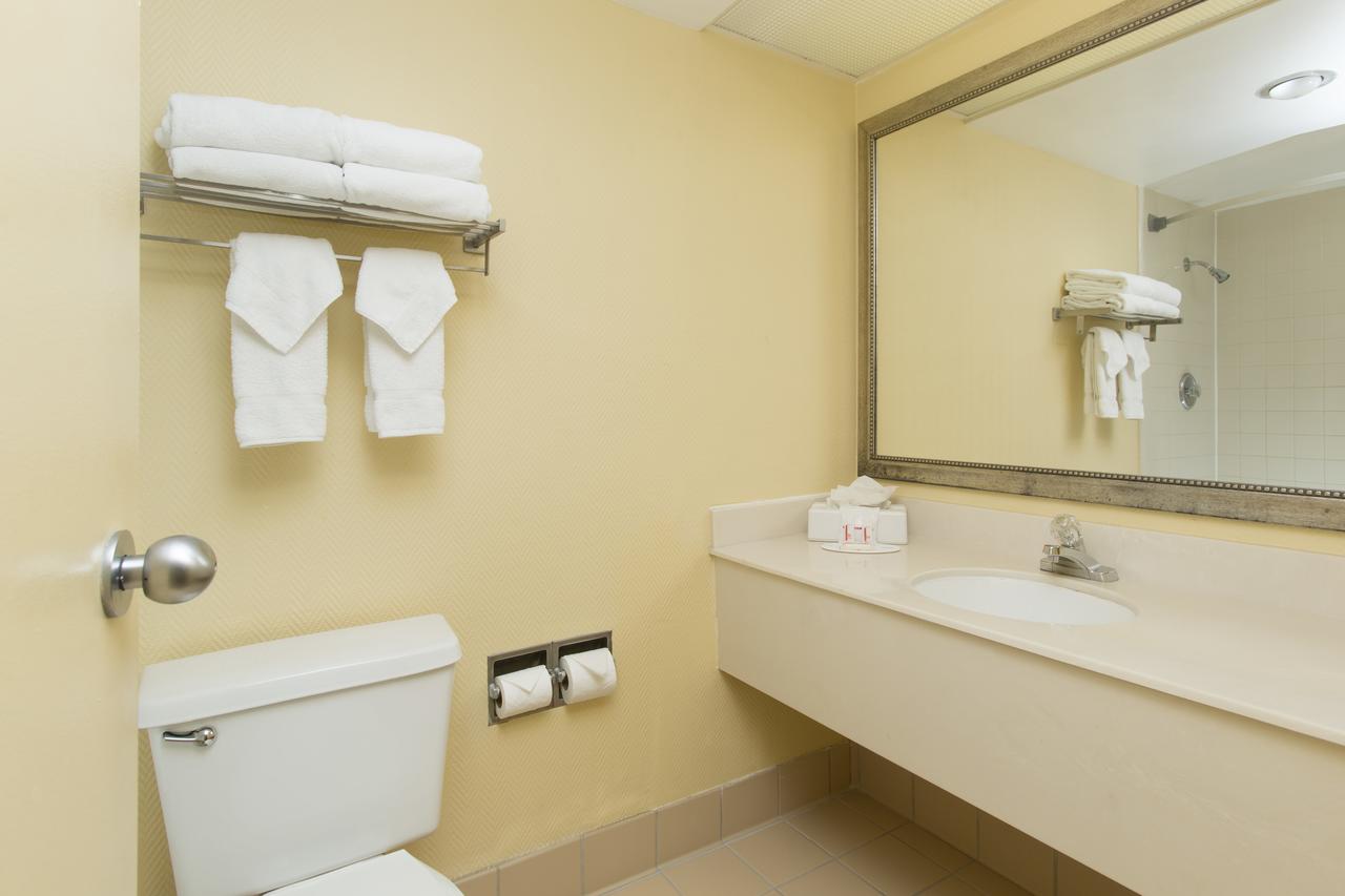 Ramada Plaza Suites Universal Studios - thumb 10