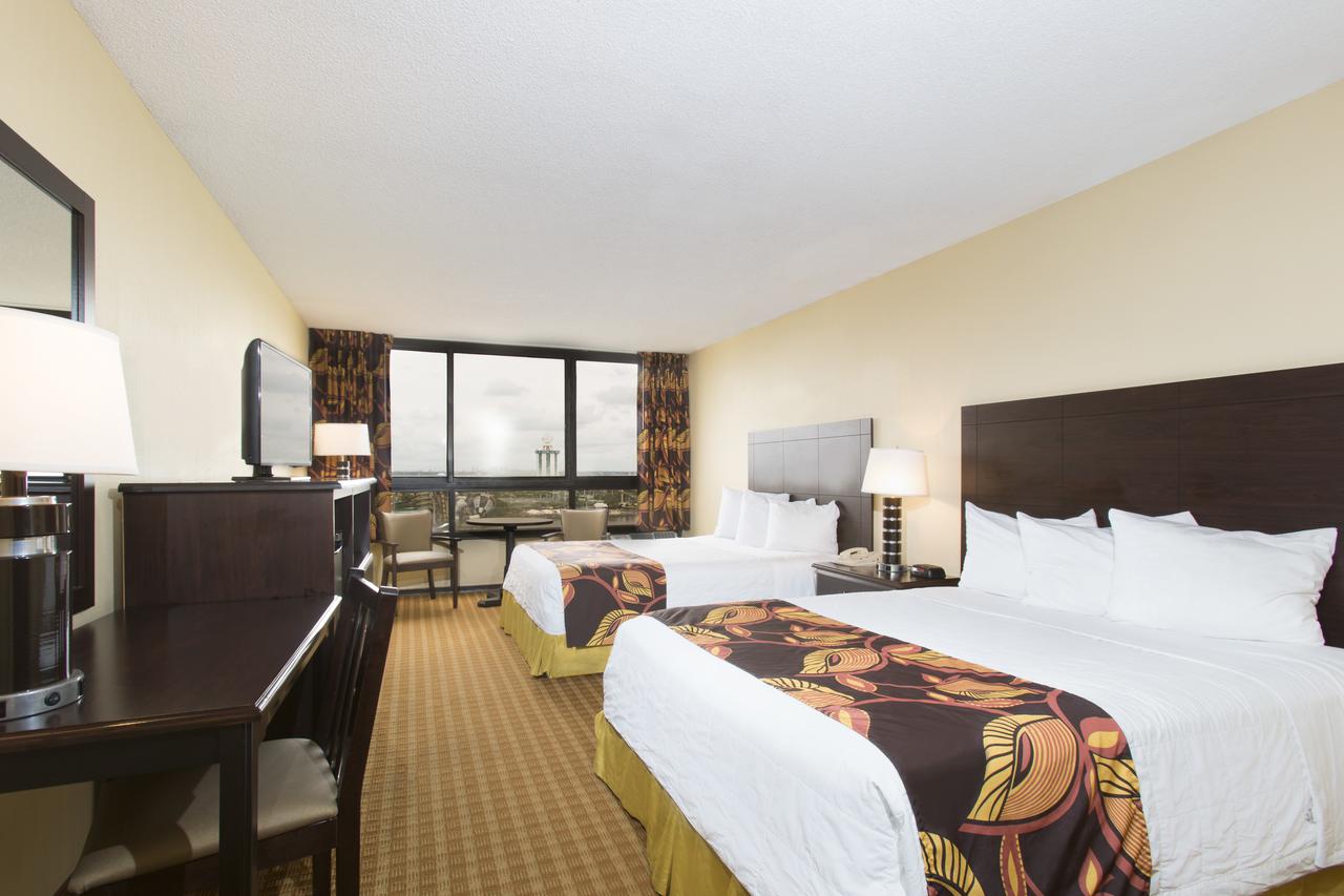 Ramada Plaza Suites Universal Studios - thumb 23