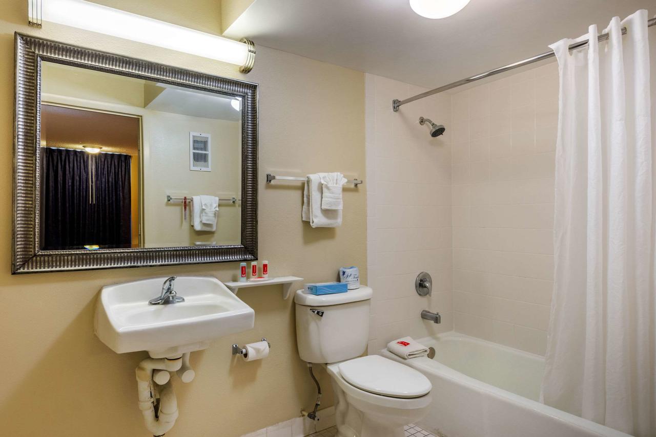 Econo Lodge International Drive - thumb 27