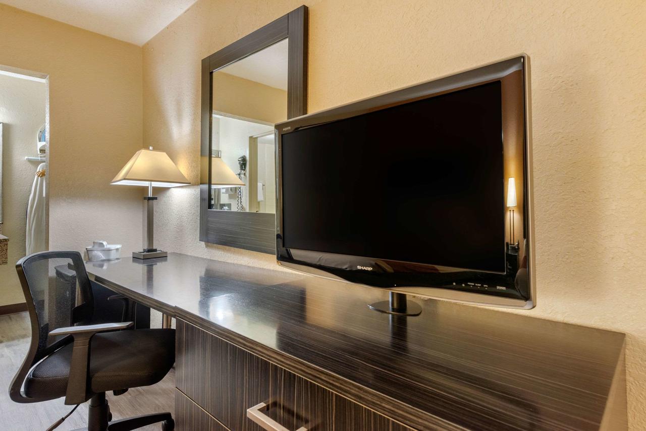 Econo Lodge International Drive - thumb 20