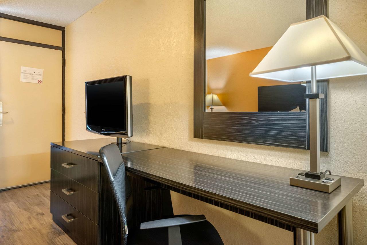 Econo Lodge International Drive - thumb 19