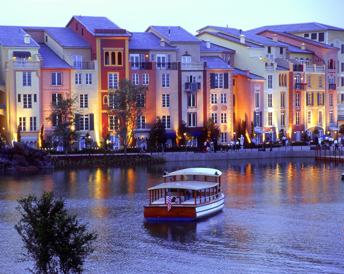 Universal's Loews Portofino Bay Hotel - thumb 11