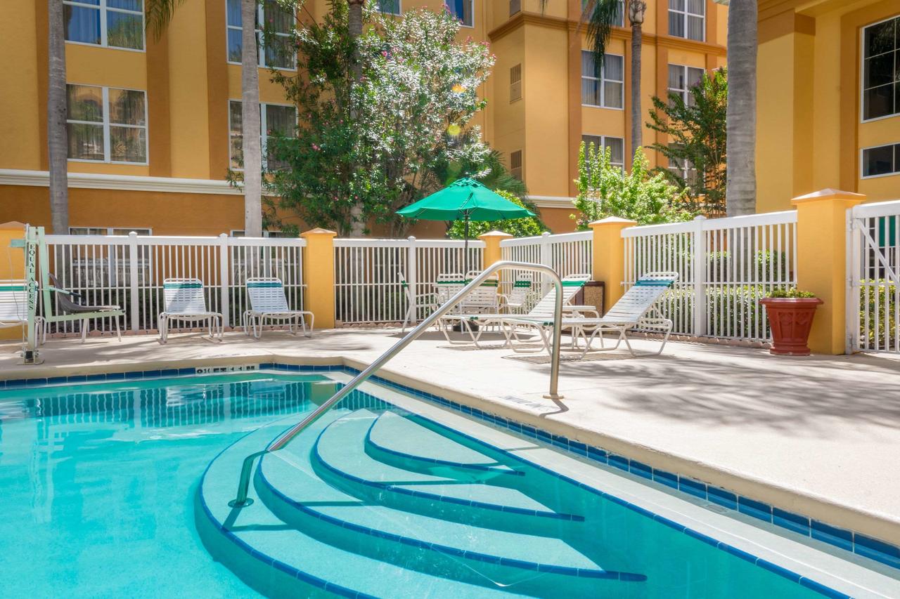 Quality Suites Lake Buena Vista - thumb 14