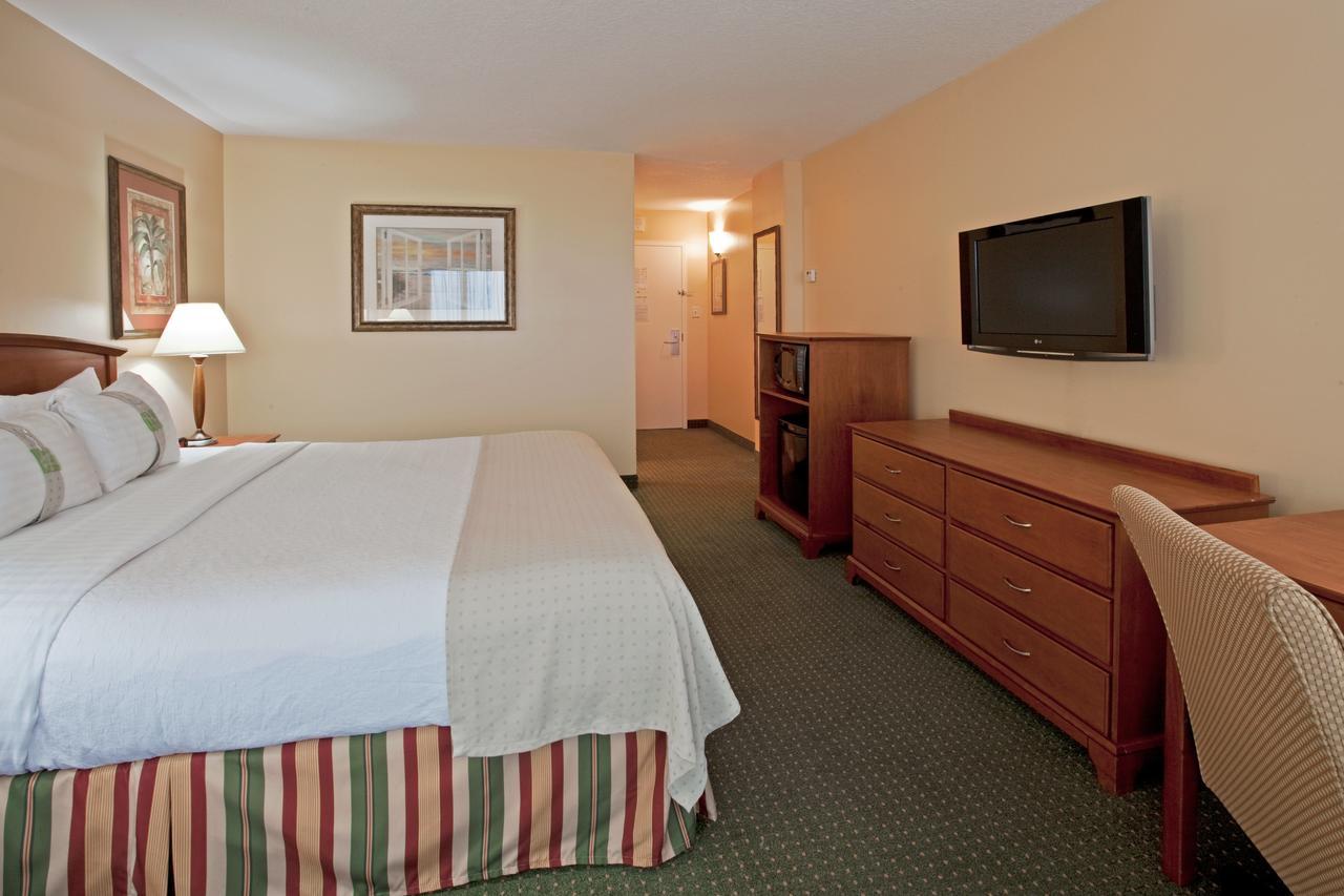 Holiday Inn Hotel & Suites Clearwater Beach - thumb 21