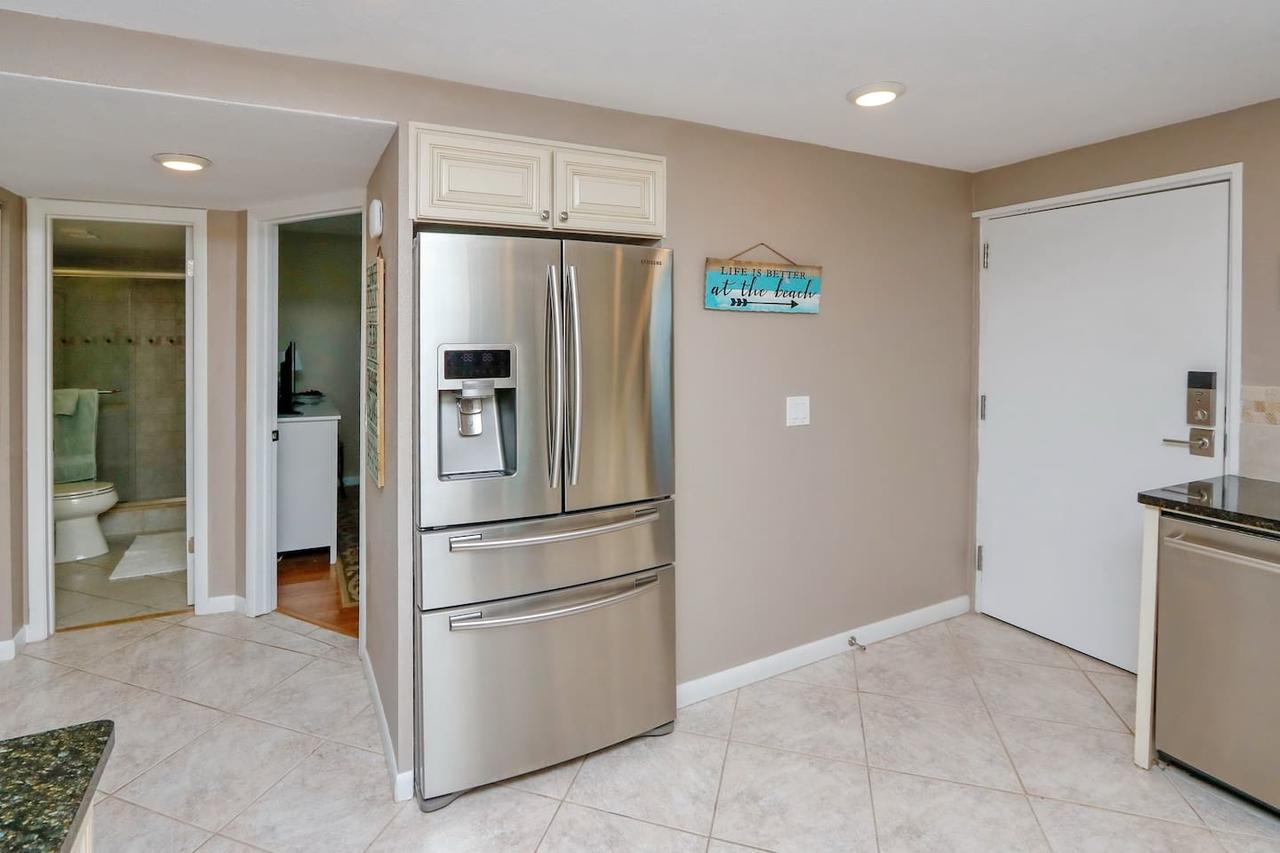 Bayshores Yacht And Tennis Club #616 - thumb 6