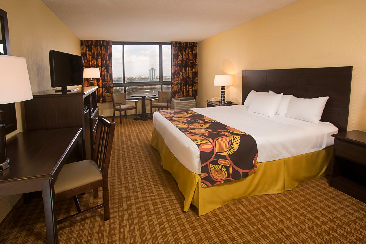 Ramada Plaza By Wyndham Orlando Resort Near Universal - thumb 8
