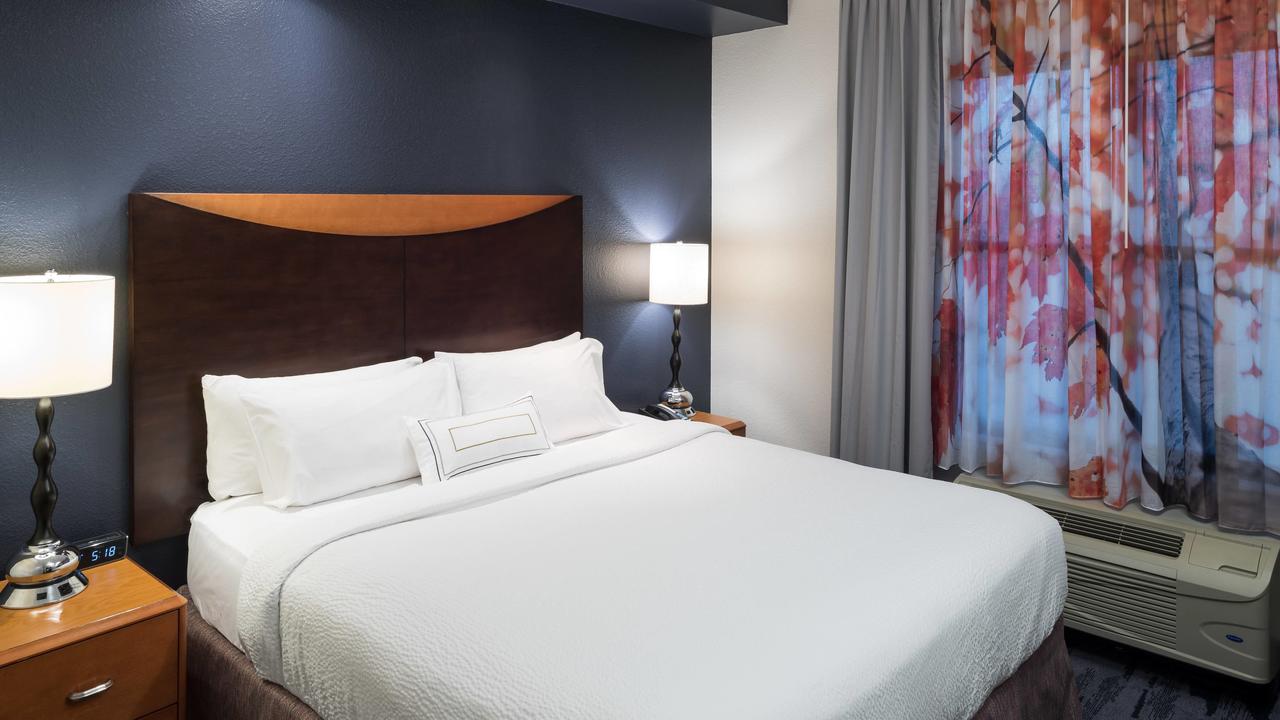 Fairfield Inn Suites By Marriott Orlando At SeaWorld - thumb 2