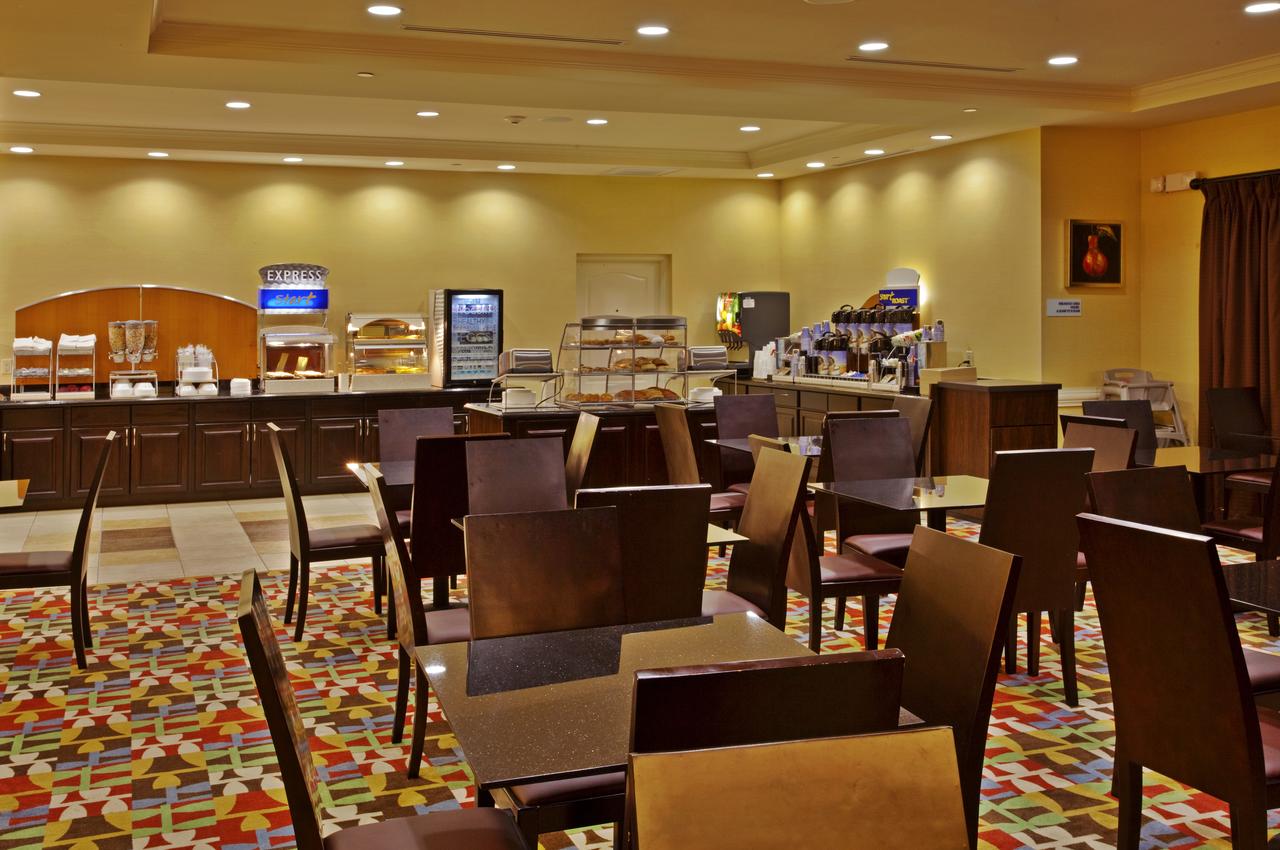 Holiday Inn Express-International Drive - thumb 3