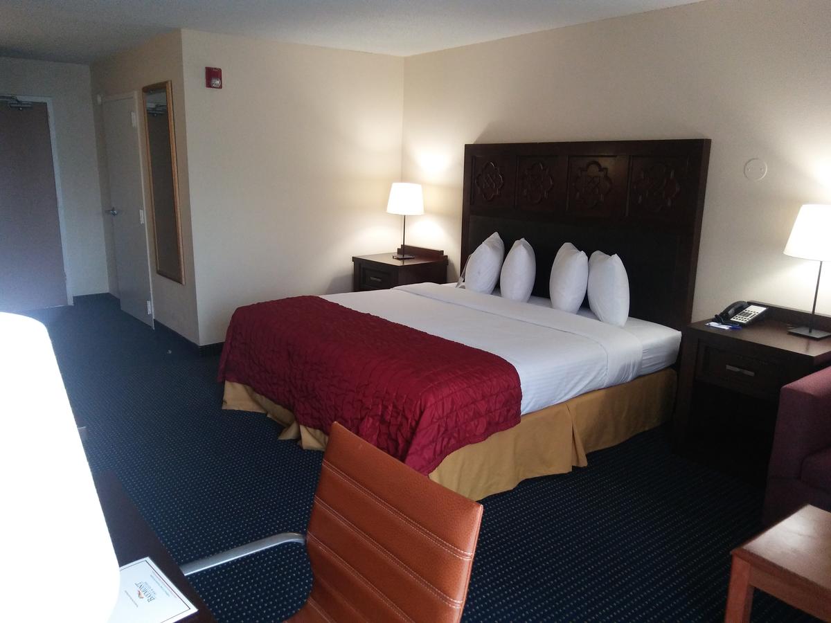 Baymont By Wyndham Florida Mall - thumb 15