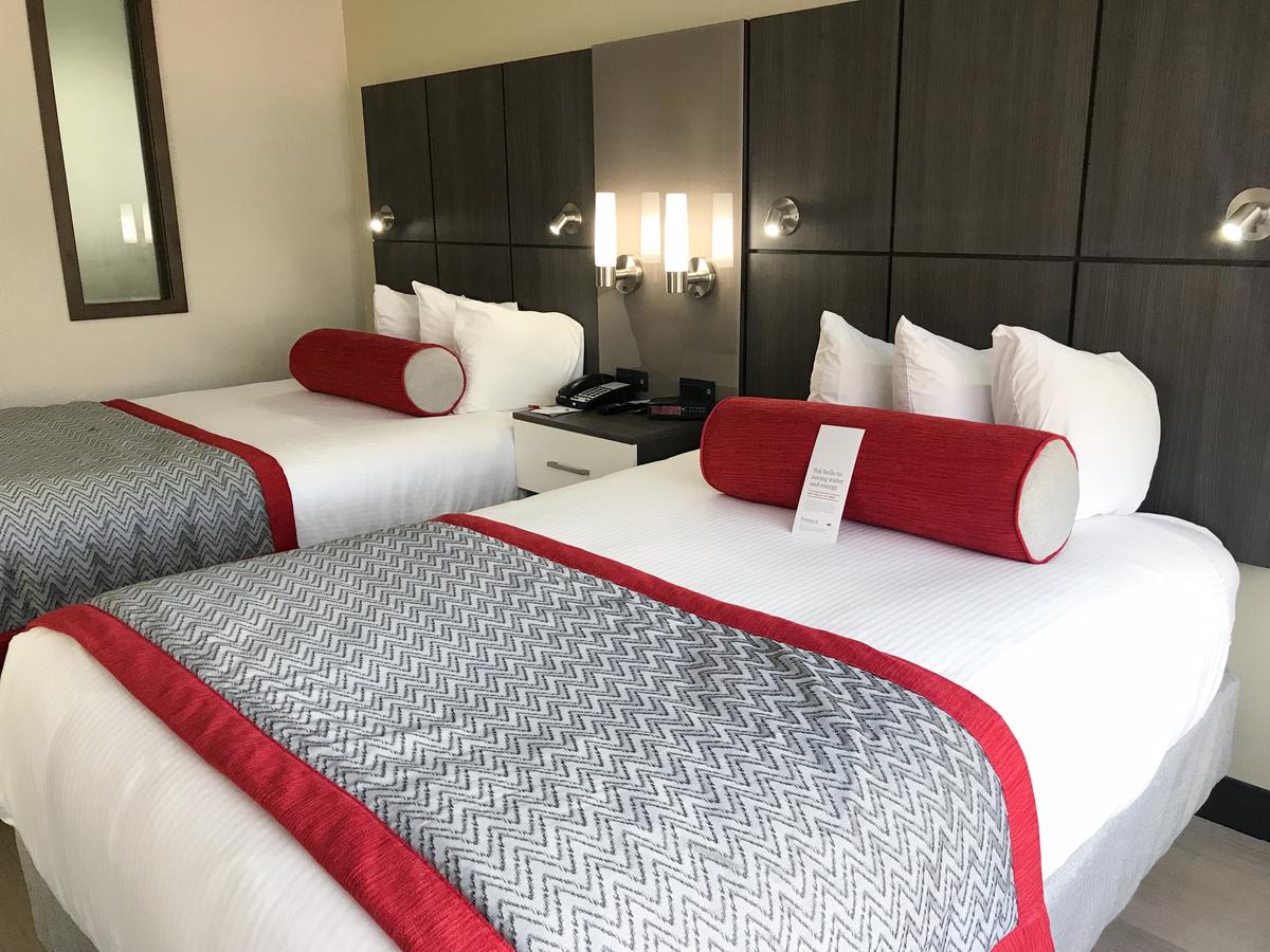 Ramada By Wyndham Suites Orlando Airport - thumb 9