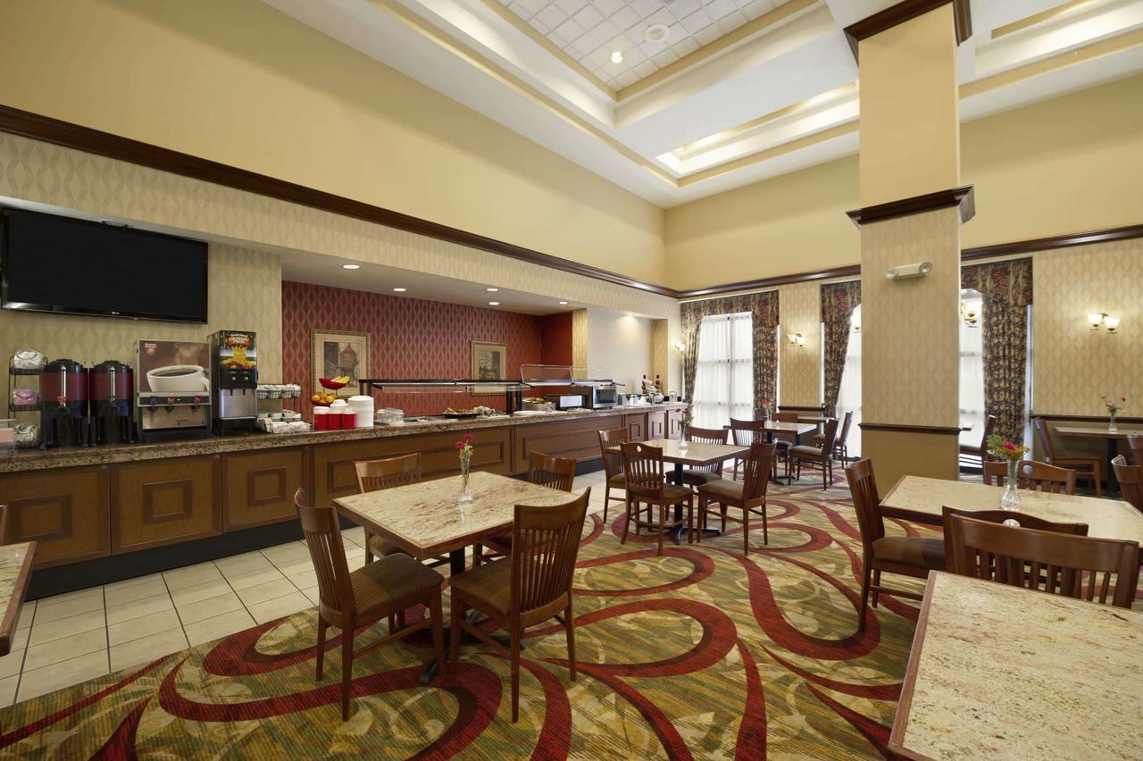 Ramada By Wyndham Suites Orlando Airport - thumb 34