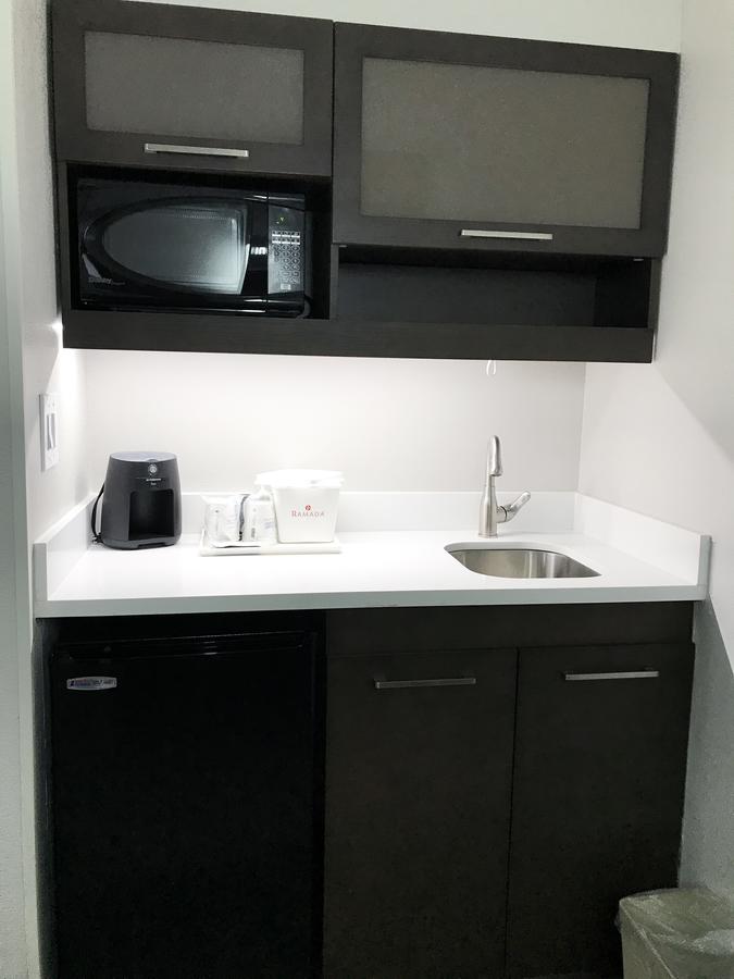 Ramada By Wyndham Suites Orlando Airport - thumb 13