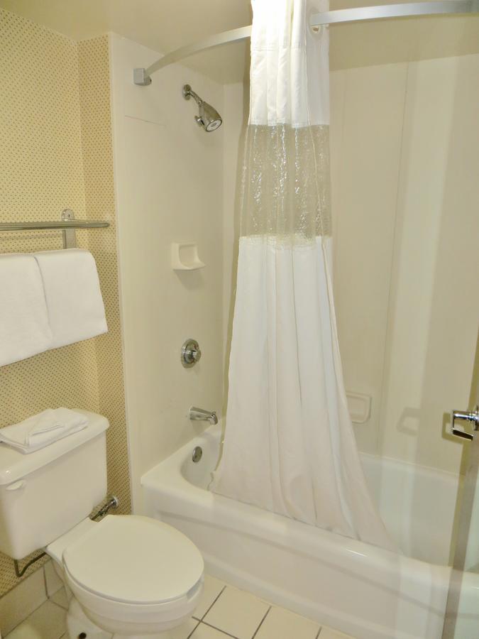 Ramada By Wyndham Suites Orlando Airport - thumb 27