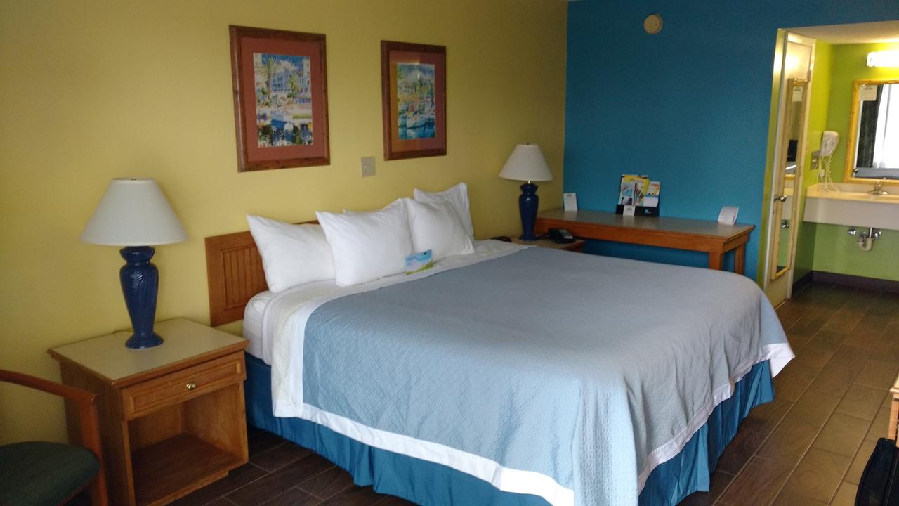 Days Inn & Suites By Wyndham Davenport - thumb 21