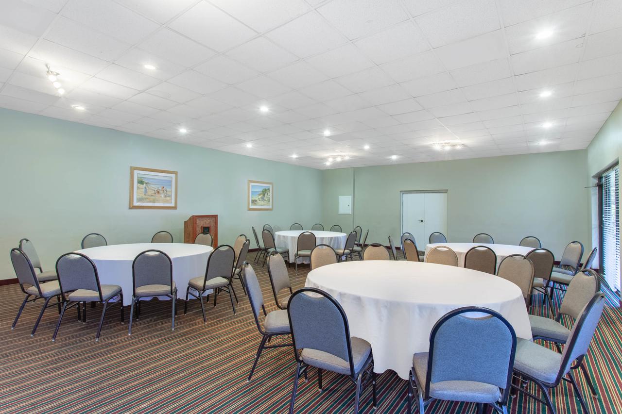 Baymont By Wyndham Orlando Universal Blvd - thumb 6