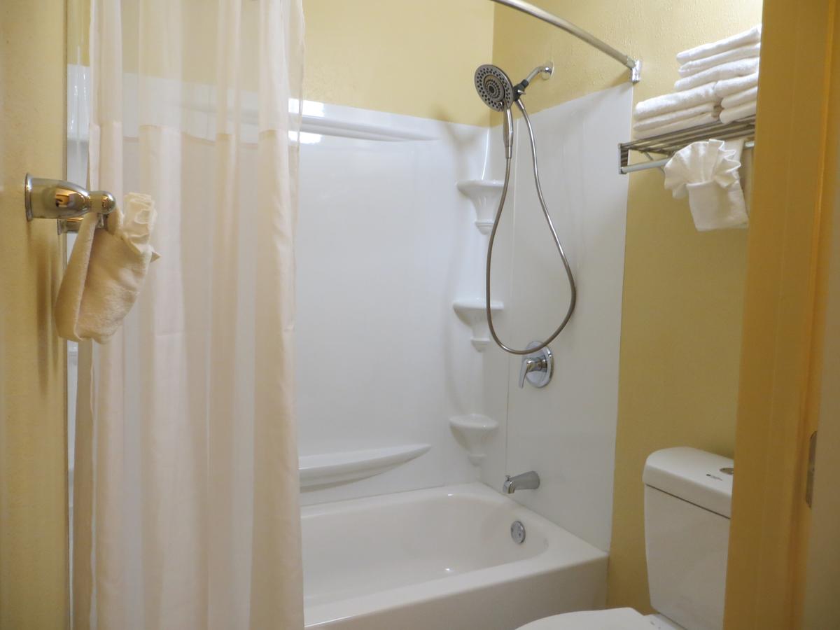 Baymont By Wyndham Orlando Universal Blvd - thumb 41