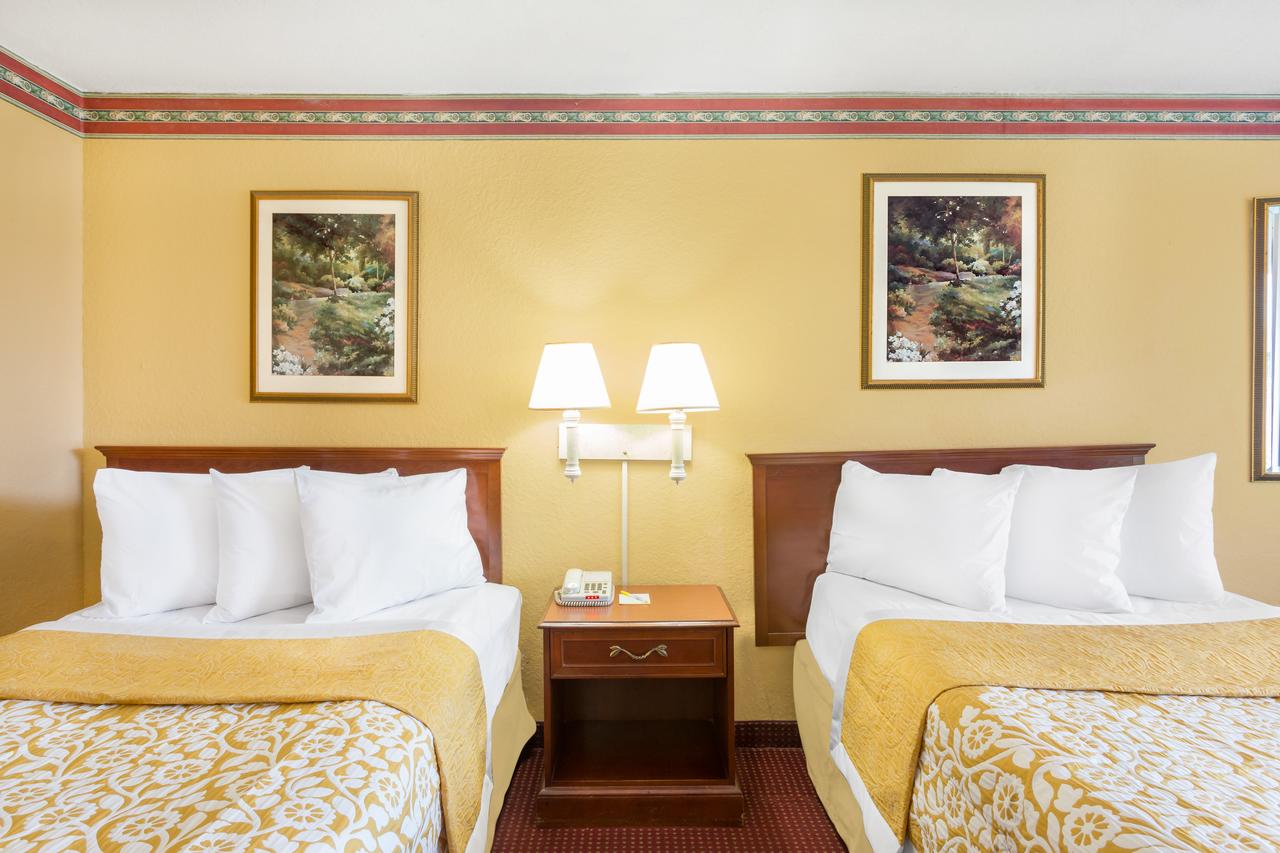 Days Inn By Wyndham Orlando/International Drive - thumb 4